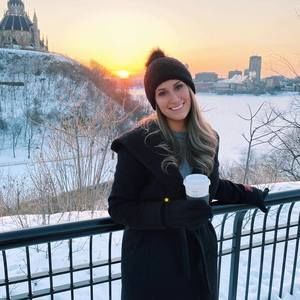 Meet your Posher, Taryn